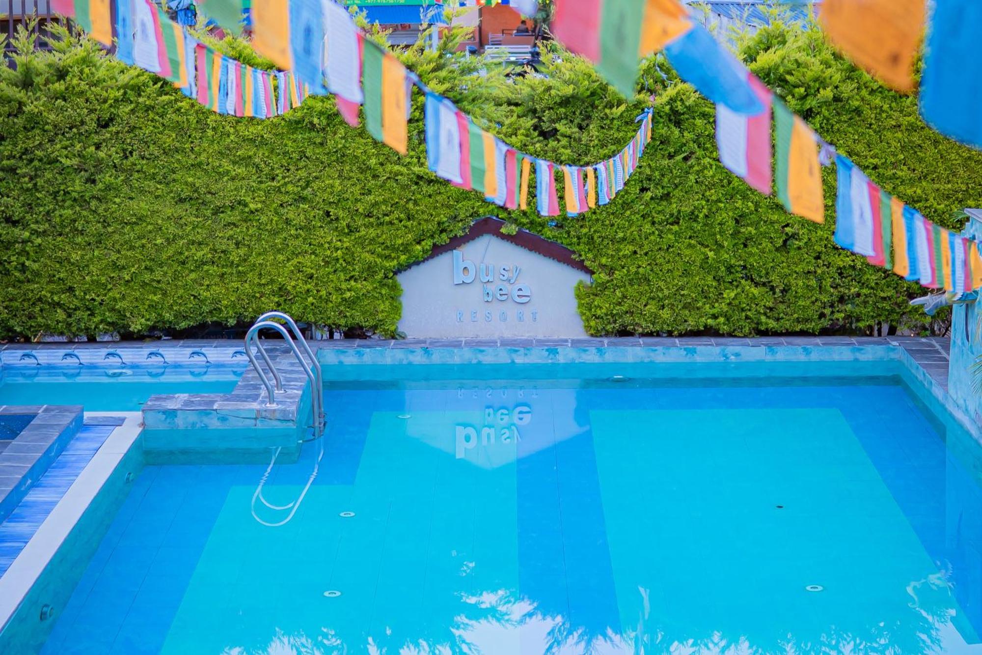 Busy Bee Resort, Pokhara Esterno foto