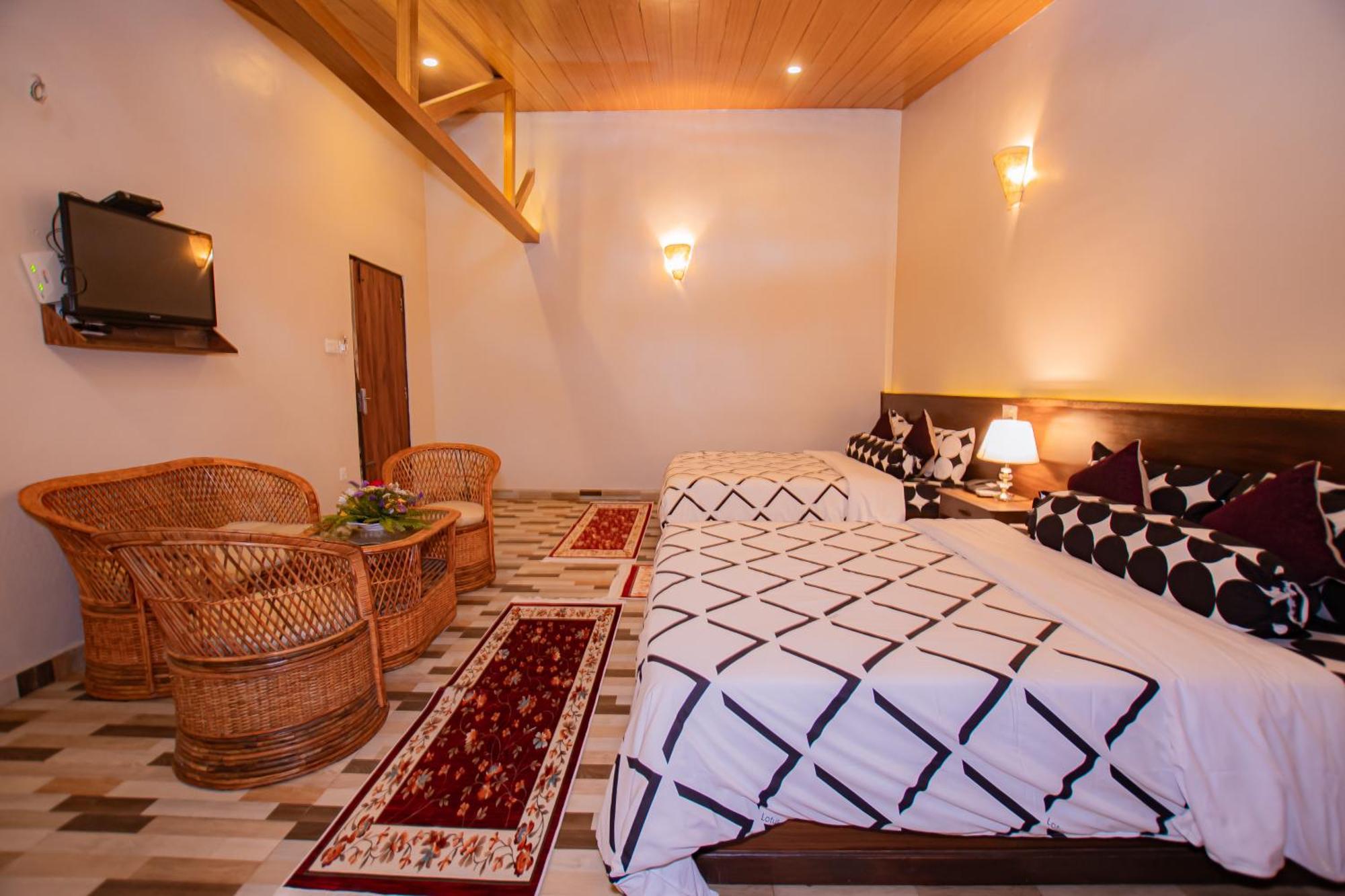 Busy Bee Resort, Pokhara Esterno foto